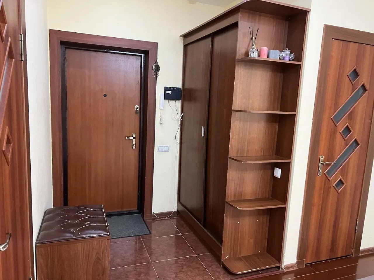 Манхеттен, Жилой Комплекс Almaty Apartment